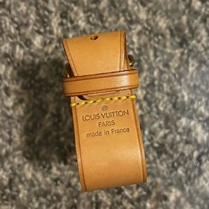 LV Vachetta Leather Poignet